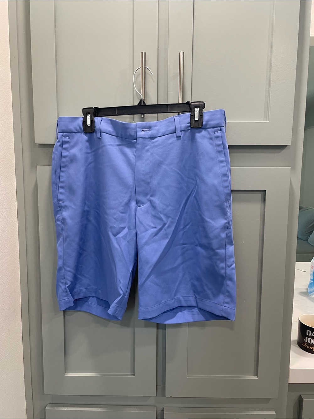 Peter Millar Flat-Front Golf Shorts in Periwinkle Blue